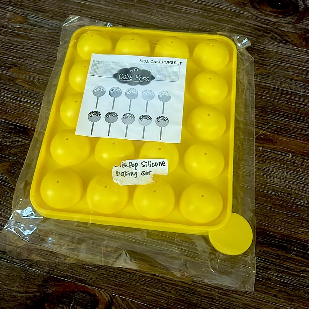 cake pop silicone baking set with sticks